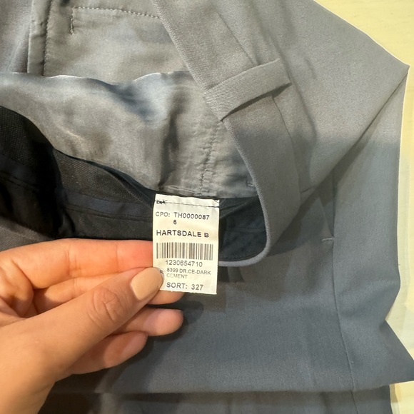 Theory Hartsdale Pants - Picture 3 of 5